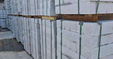 庆阳芝麻白路牙石，路侧石