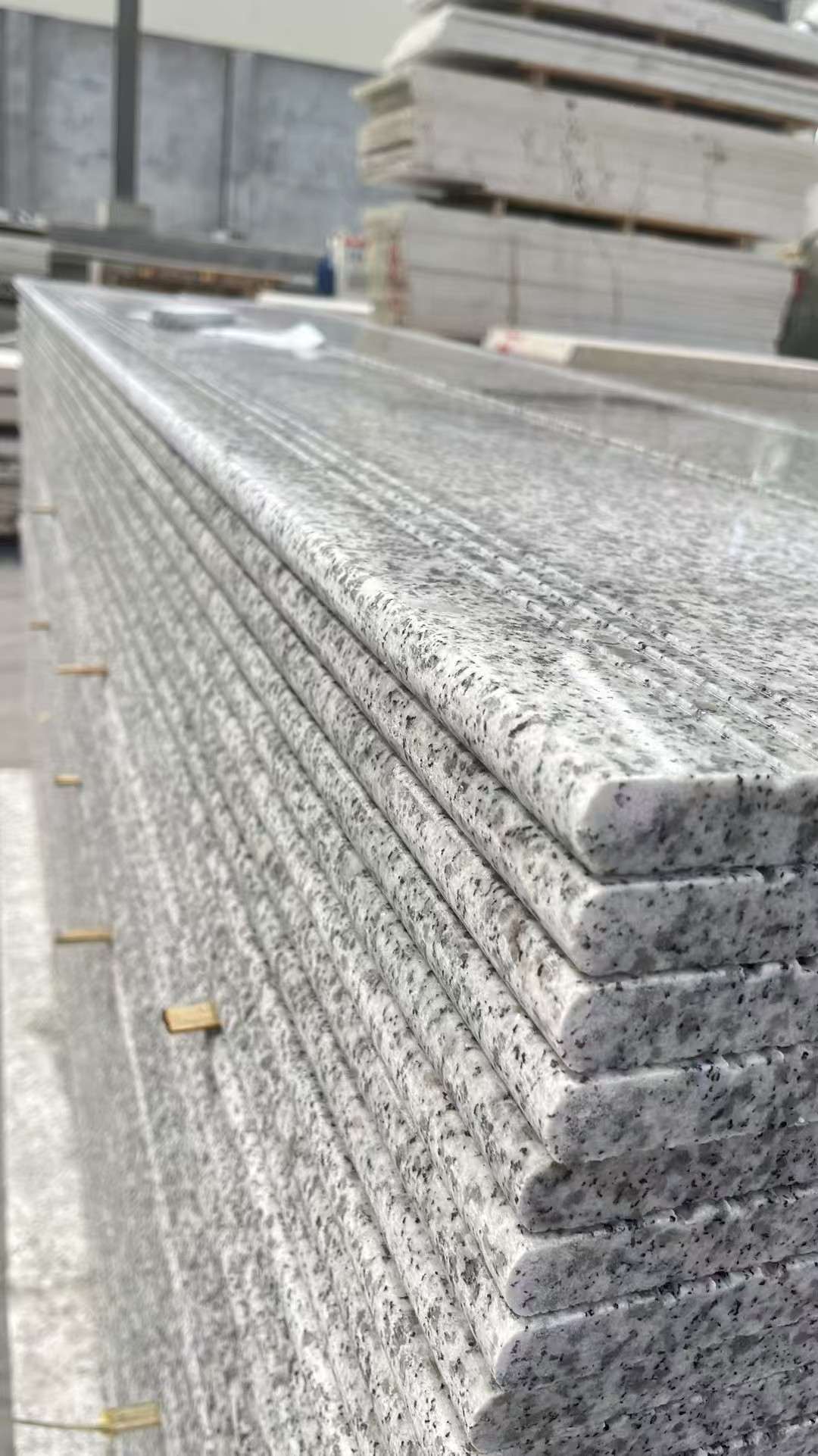 庆阳芝麻白楼梯踏步 花岗岩楼梯板材