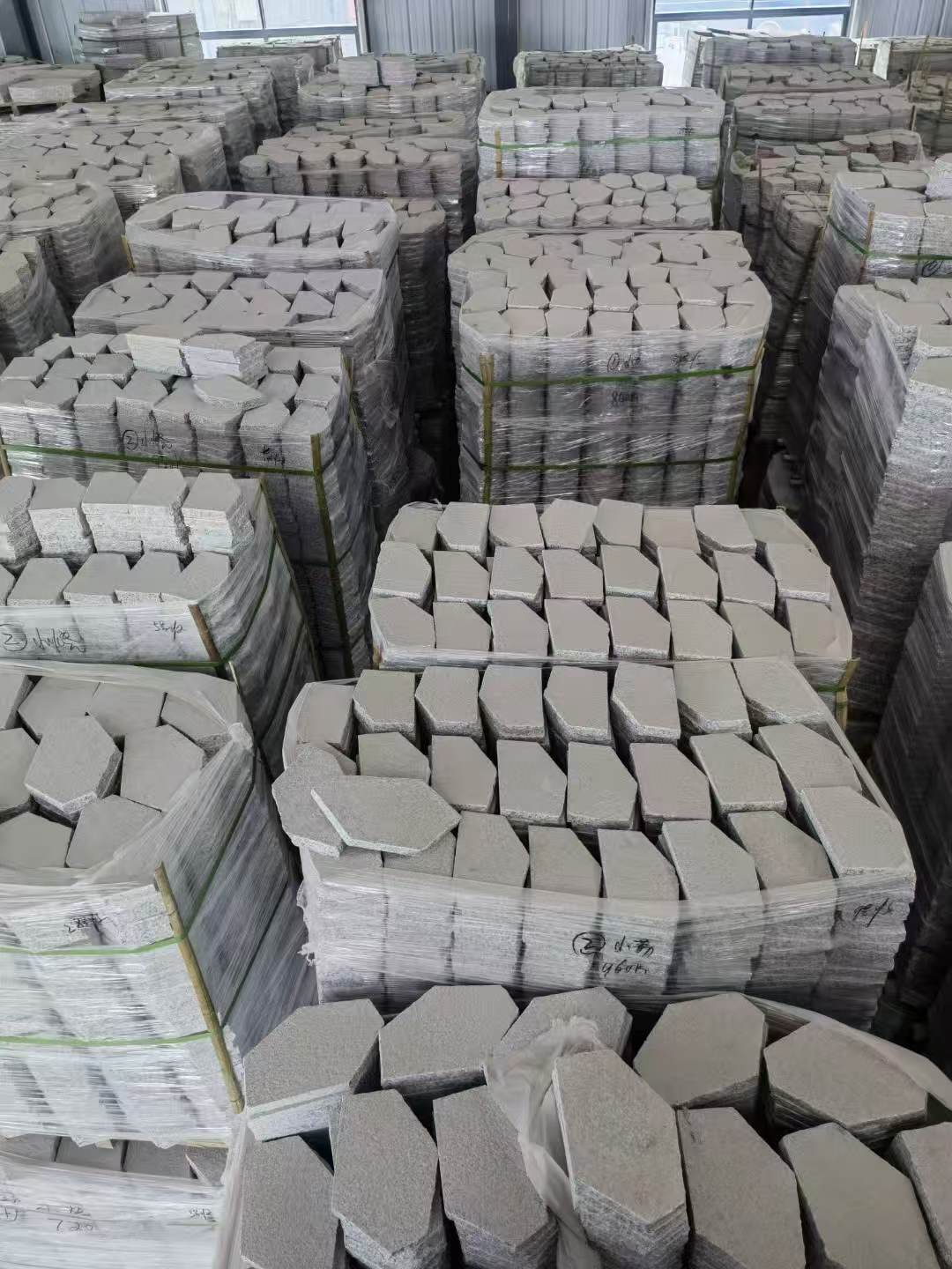 庆阳芝麻白石材冰裂纹，碎拼。