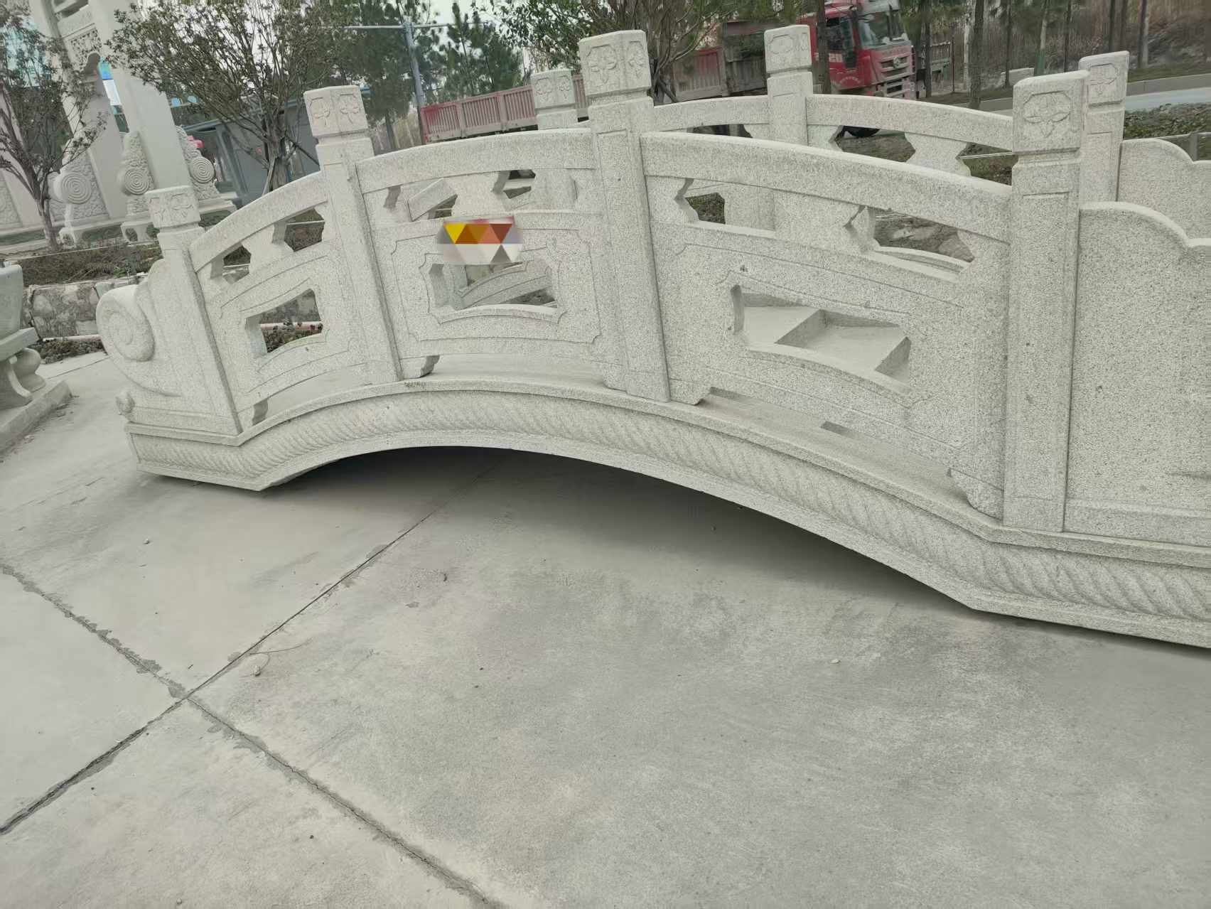 庆阳芝麻白拱桥，石桥